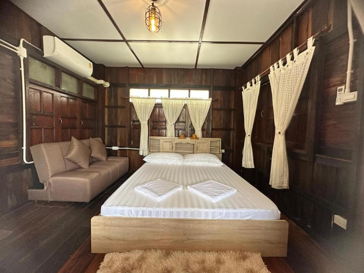 ม่วนใจ๋ปันสุข โฮมสเตย์แอนคาเฟ่ Muanjai Punsuk Homestay And Cafe Chom Thong Ngoại thất bức ảnh