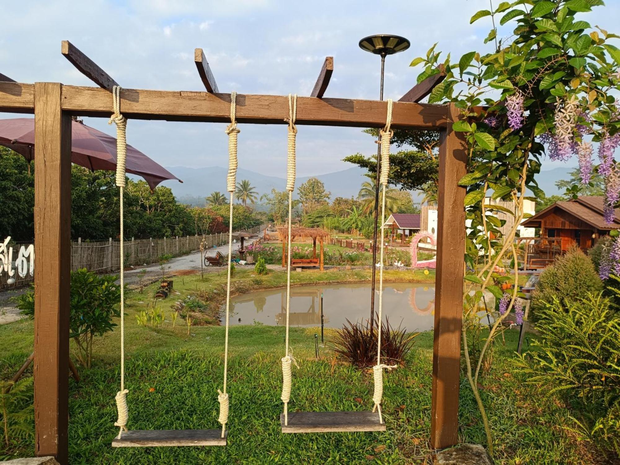 ม่วนใจ๋ปันสุข โฮมสเตย์แอนคาเฟ่ Muanjai Punsuk Homestay And Cafe Chom Thong Ngoại thất bức ảnh